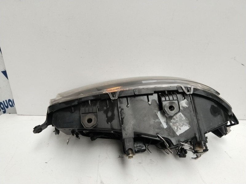 Recambio de faro derecho para fiat punto berlina (188) 1.9 d (i) referencia OEM IAM 0046522719  