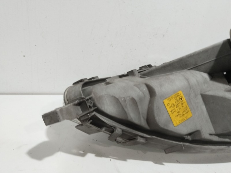 Recambio de faro izquierdo para mercedes-benz clase a (w168) 140 (168.031) referencia OEM IAM 0301192201   Recambio de faro izquierdo para mercedes-benz clase a (w168) 140 (168.031) referencia OEM IAM 0301192201