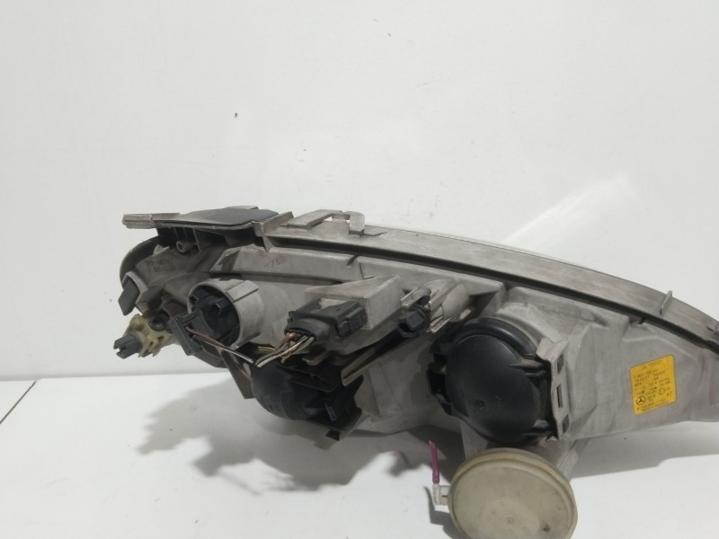 Recambio de faro izquierdo para mercedes-benz clase a (w168) 140 (168.031) referencia OEM IAM 0301192201   Recambio de faro izquierdo para mercedes-benz clase a (w168) 140 (168.031) referencia OEM IAM 0301192201