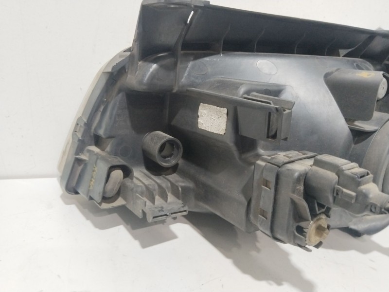 Recambio de faro derecho para hyundai matrix (fc) 1.5 crdi referencia OEM IAM 92102170  