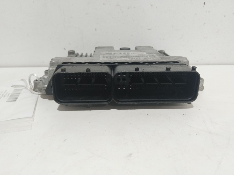 Recambio de centralita motor uce para kia rio ii (jb) 1.5 crdi referencia OEM IAM 391012A615  