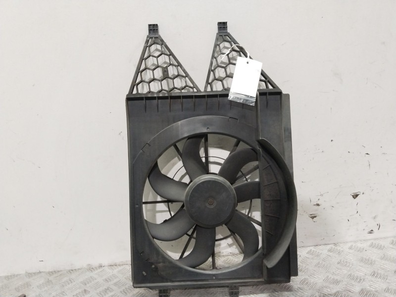 Recambio de electroventilador para skoda roomster (5j7) 1.2 referencia OEM IAM 6R0121207  
