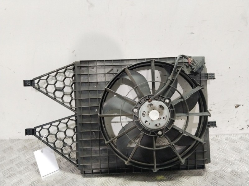 Recambio de electroventilador para skoda roomster (5j7) 1.2 referencia OEM IAM 6R0121207  