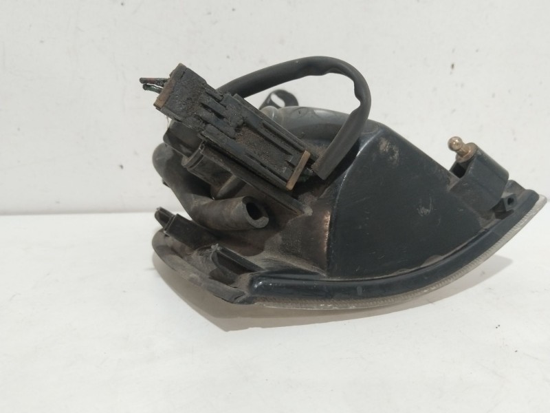 Recambio de piloto delantero derecho para nissan primera berl./familiar (p10/w10) slx berlina (p10) referencia OEM IAM B613086J0