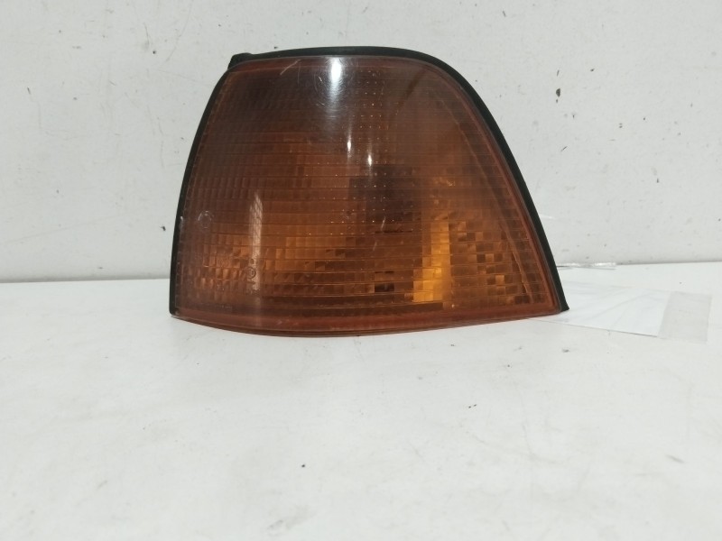 Recambio de piloto delantero izquierdo para bmw serie 3 berlina (e36) 316i referencia OEM IAM 63138353277  