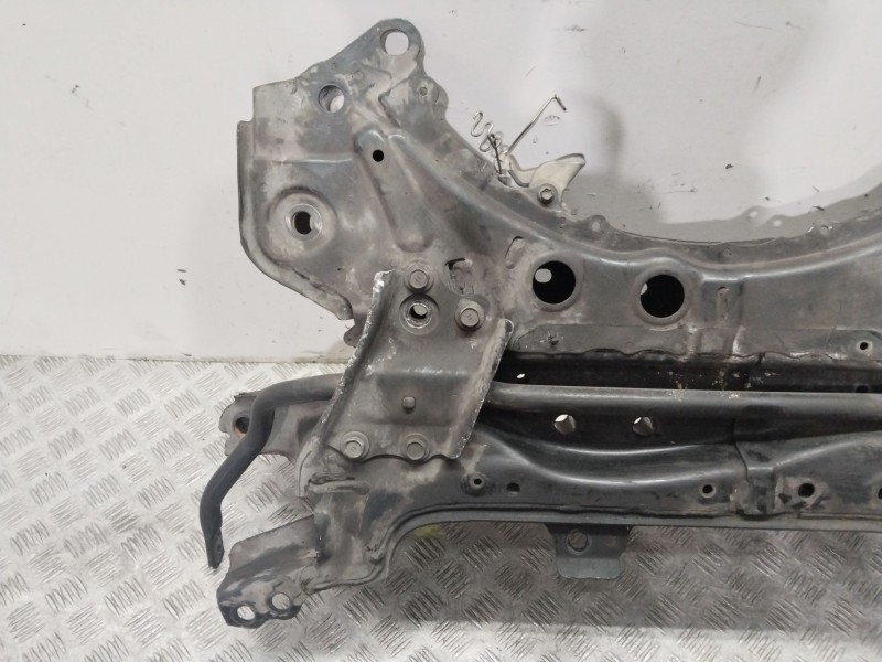 Recambio de puente delantero para toyota prius (_w3_) 1.8 hybrid (zvw3_) referencia OEM IAM 5120112441  