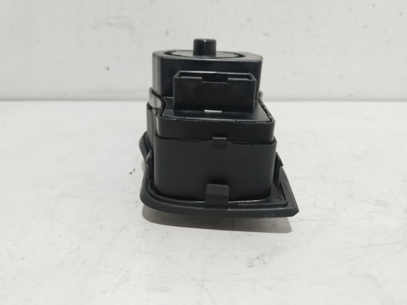 Recambio de mando luces para hyundai i40 cab bluedrive referencia OEM IAM 933003Z200  