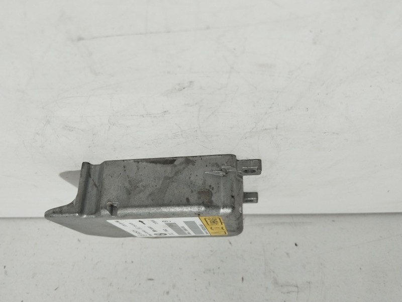 Recambio de centralita airbag para bmw serie 3 berlina (e46) 318i referencia OEM IAM 66776905491  