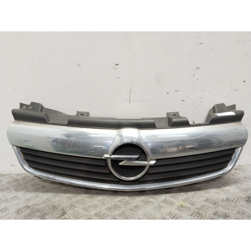 Recambio de rejilla paragolpes delantero para opel astra h (a04) 1.9 cdti (l48) referencia OEM IAM 13136136  