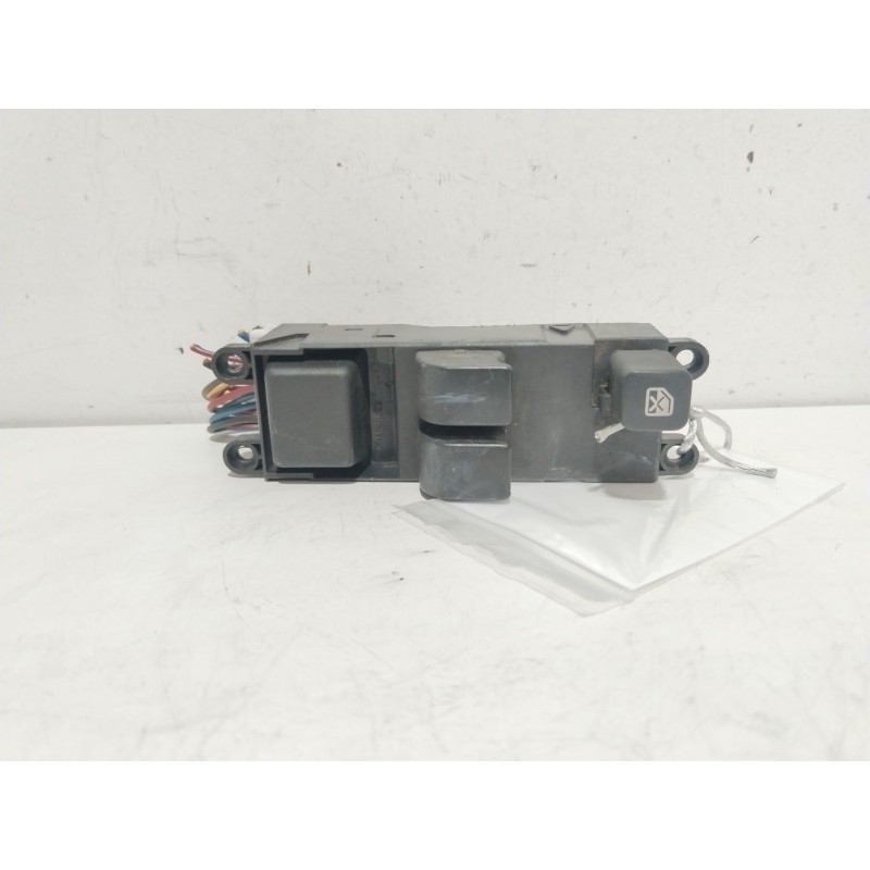 Recambio de mando elevalunas delantero izquierdo para nissan micra (k11) básico (k11) referencia OEM IAM 254015F710  