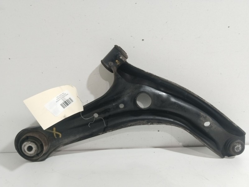 Recambio de brazo suspension inferior delantero izquierdo para ford fiesta (cb1) ghia referencia OEM IAM 1737305  