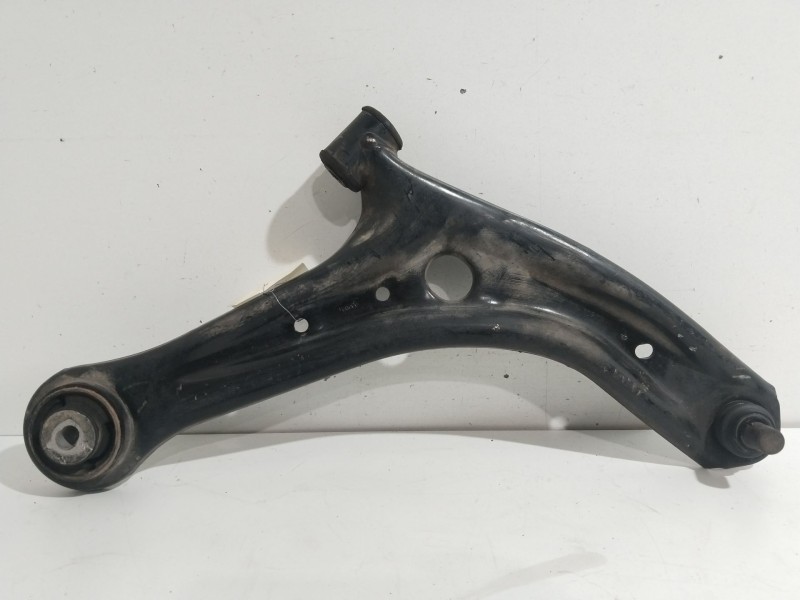 Recambio de brazo suspension inferior delantero derecho para ford fiesta (cb1) ghia referencia OEM IAM 1737309  