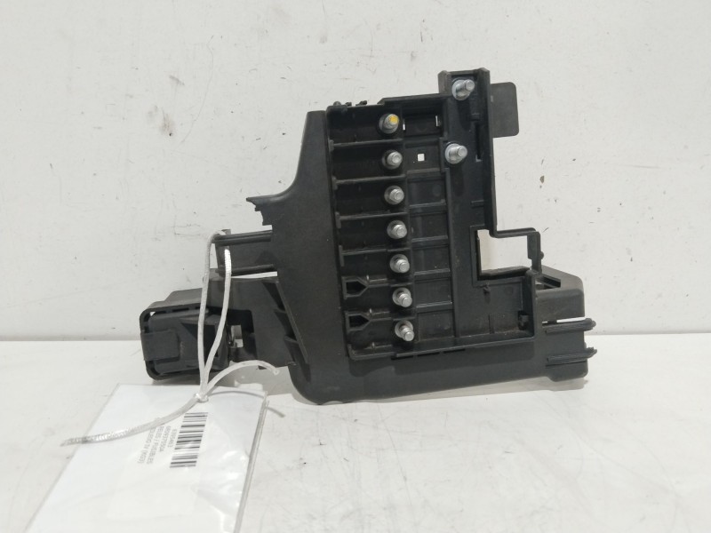 Recambio de caja reles / fusibles para seat toledo iv (kg3) 1.6 tdi referencia OEM IAM 6R0937550A  
