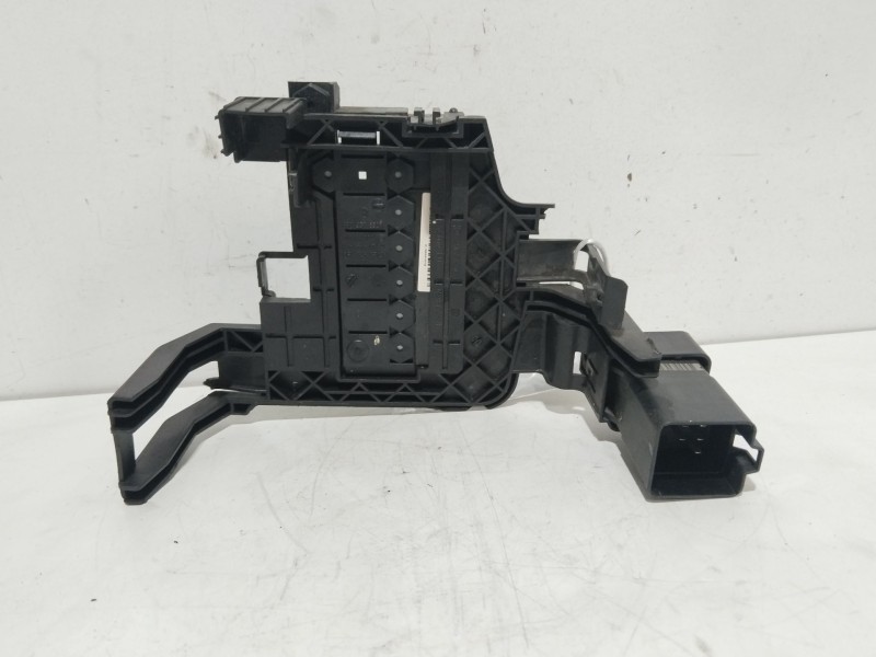 Recambio de caja reles / fusibles para seat toledo iv (kg3) 1.6 tdi referencia OEM IAM 6R0937550A  