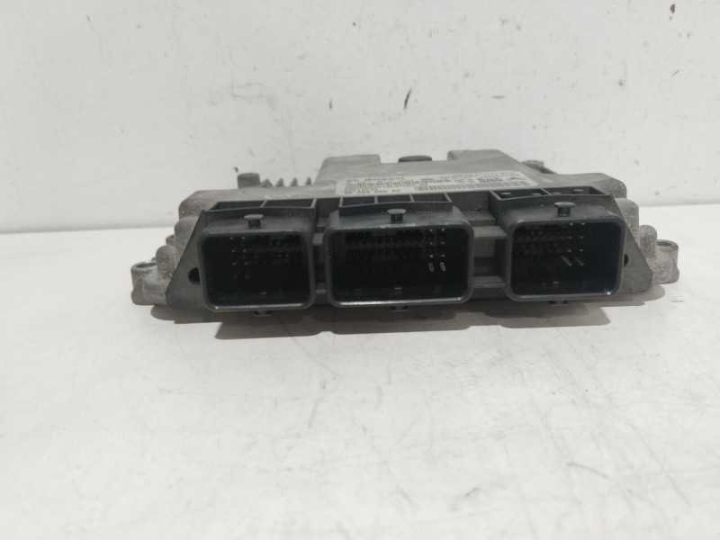 Recambio de centralita motor uce para citroën c4 grand picasso business referencia OEM IAM 9666986680  281013334