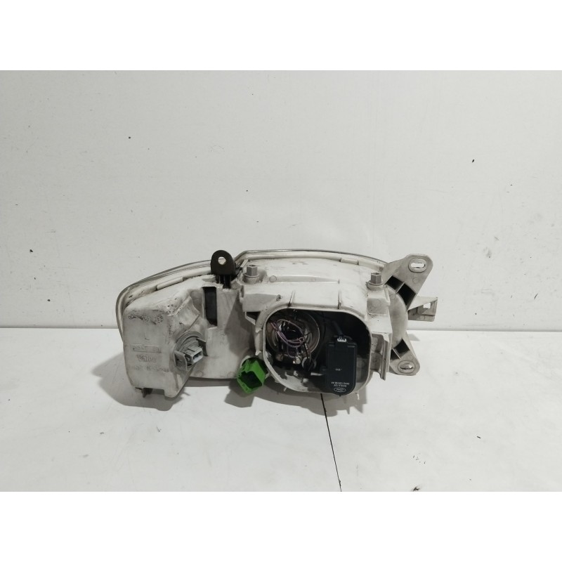 Recambio de faro derecho para peugeot 306 berlina 3/4/5 puertas (s2) 1.6 cat referencia OEM IAM   