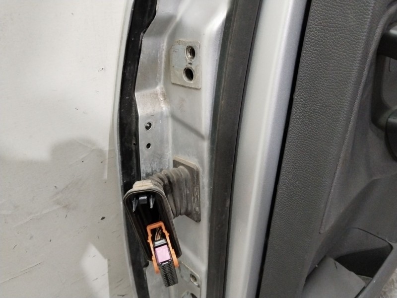 Recambio de puerta trasera derecha para volkswagen golf v (1k1) 1.9 tdi referencia OEM IAM 1K6833106J  PLATA