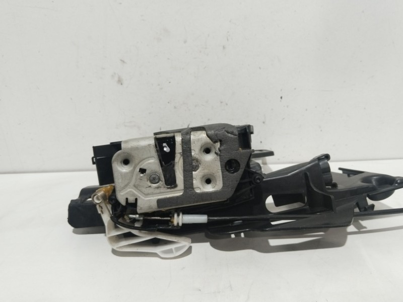 Recambio de cerradura puerta delantera derecha para ford fiesta (cb1) ambiente referencia OEM IAM 8A6AA21812BJ  