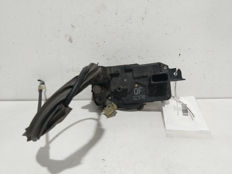 Recambio de cerradura puerta delantera izquierda para opel astra gtc cosmo referencia OEM IAM 13210748  