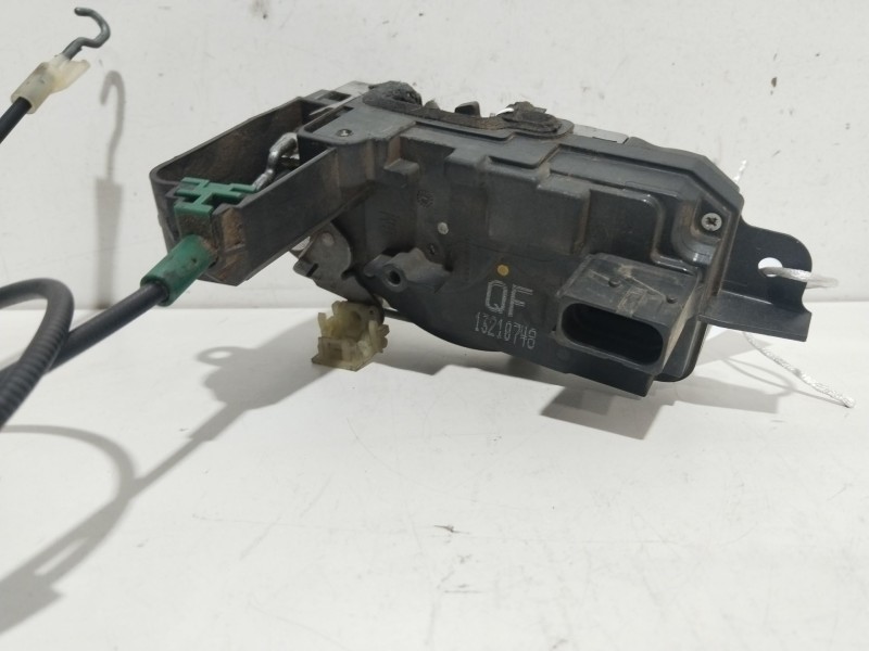 Recambio de cerradura puerta delantera izquierda para opel astra gtc cosmo referencia OEM IAM 13210748  