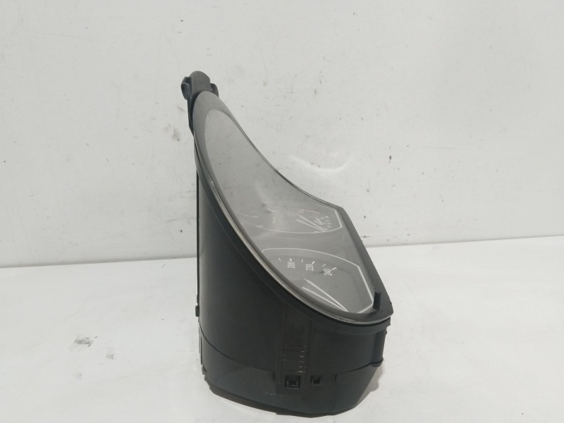 Recambio de cuadro instrumentos para bmw 1 (e87) 120 d referencia OEM IAM 1041568  