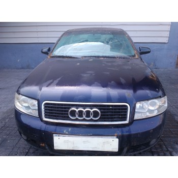 AUDI A4 BERLINA (8E)
