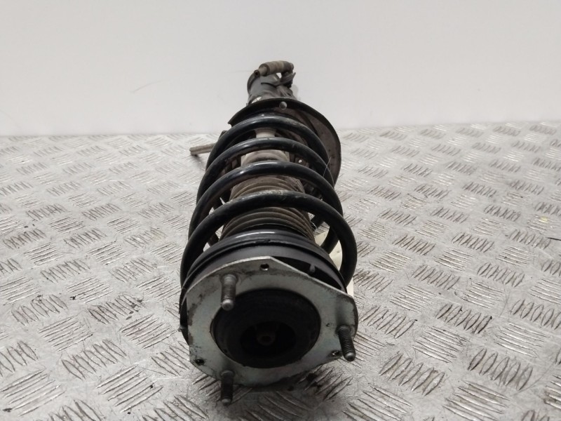 Recambio de amortiguador delantero izquierdo para ford fiesta (cb1) ghia referencia OEM IAM 8V5118045BF  