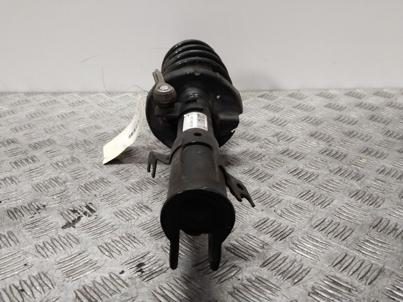 Recambio de amortiguador delantero derecho para ford fiesta (cb1) ghia referencia OEM IAM 8V5118K001BF  