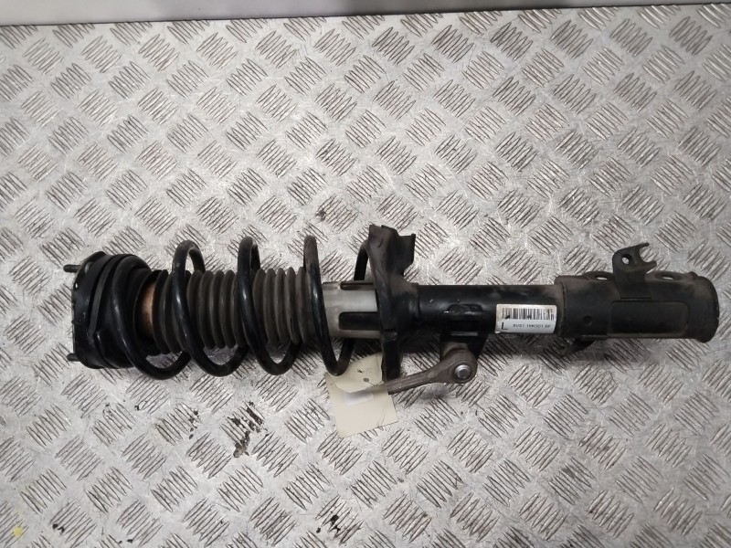 Recambio de amortiguador delantero derecho para ford fiesta (cb1) ghia referencia OEM IAM 8V5118K001BF  