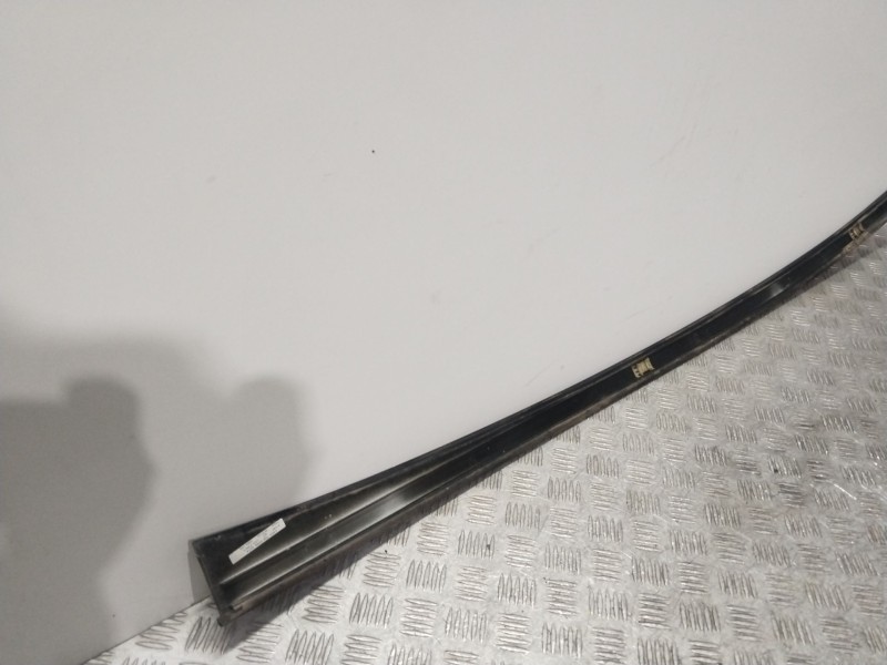 Recambio de molduras techo para mercedes-benz clase c (w203) berlina 180 (203.035) referencia OEM IAM A20378002569074  