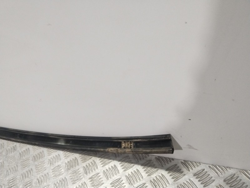 Recambio de molduras techo para mercedes-benz clase c (w203) berlina 180 (203.035) referencia OEM IAM A20378002569074  