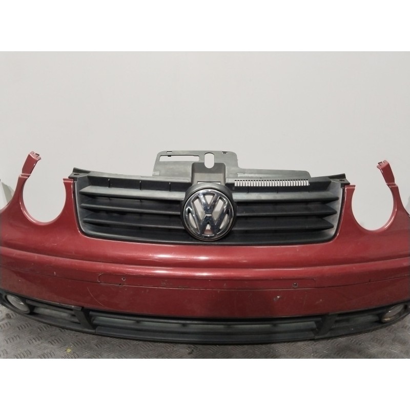 Recambio de paragolpes delantero para volkswagen polo iv (9n_, 9a_) 1.4 16v referencia OEM IAM   ROJO