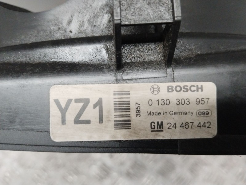Recambio de electroventilador para opel astra h (a04) 1.9 cdti (l48) referencia OEM IAM 24467444  0130303304