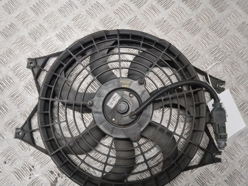 Recambio de electroventilador para kia sorento i (jc) 2.5 crdi referencia OEM IAM 977303EXXX  