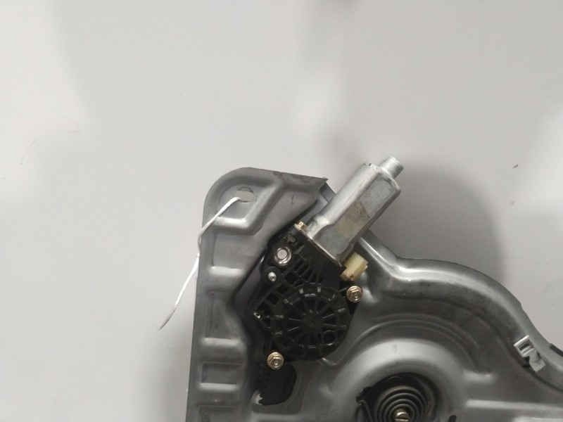 Recambio de elevalunas trasero izquierdo para hyundai trajet (fo) 2.0 gls referencia OEM IAM 834703A000  