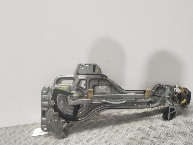 Recambio de elevalunas trasero izquierdo para hyundai trajet (fo) 2.0 gls referencia OEM IAM 834703A000  