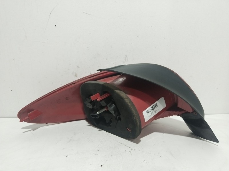 Recambio de piloto trasero derecho para peugeot 206+ básico referencia OEM IAM 9685618180  