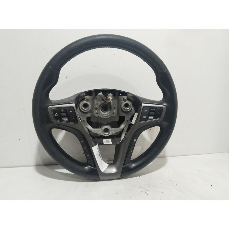 Recambio de volante para hyundai i40 cab bluedrive referencia OEM IAM 561133Z000  