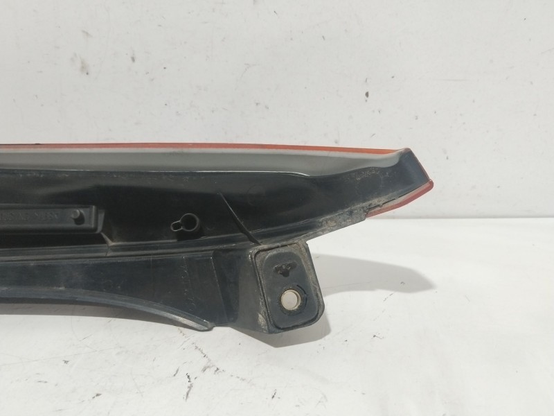 Recambio de piloto trasero derecho para volvo xc90 i (275) d5 awd referencia OEM IAM 30678221  