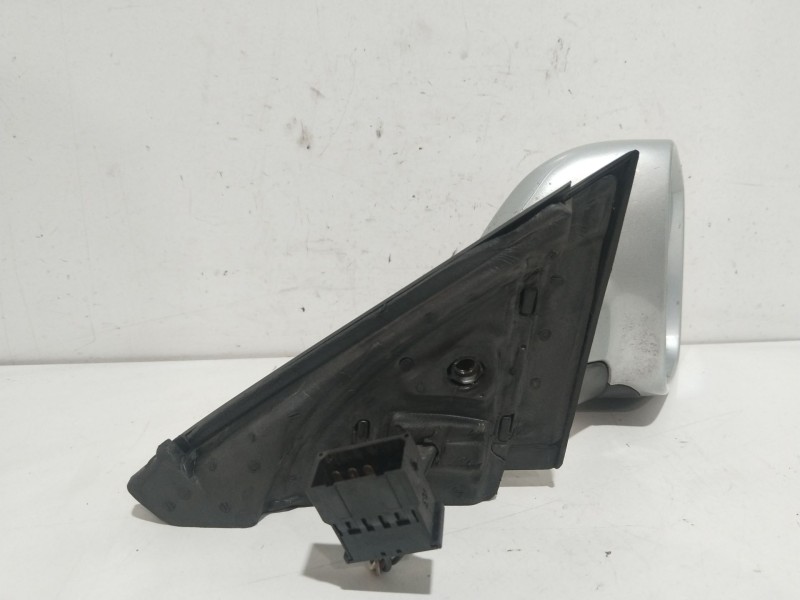 Recambio de retrovisor derecho para audi a3 (8l1) 1.8 referencia OEM IAM RS0225396  