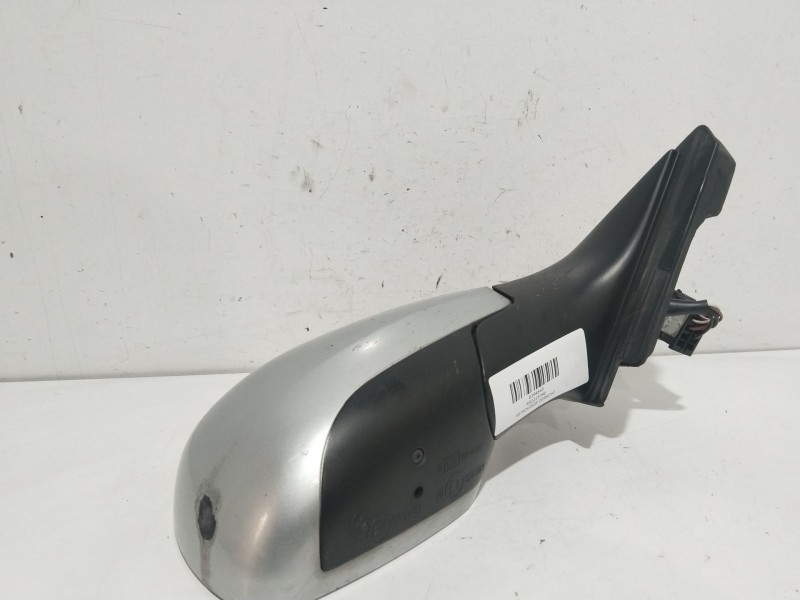 Recambio de retrovisor derecho para audi a3 (8l1) 1.8 referencia OEM IAM RS0225396  