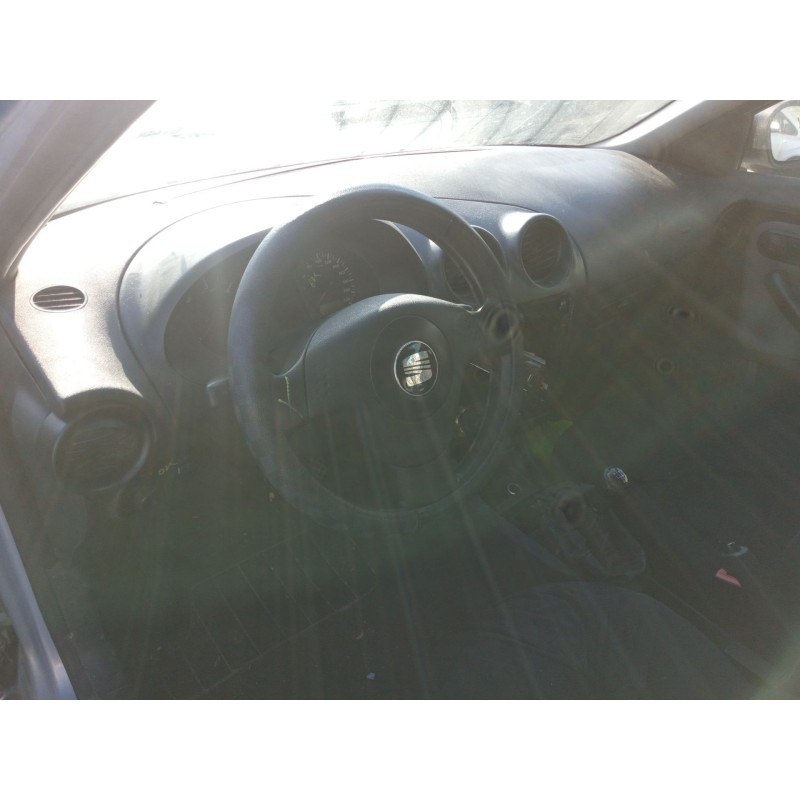 SEAT IBIZA III (6L1) - imagen 5