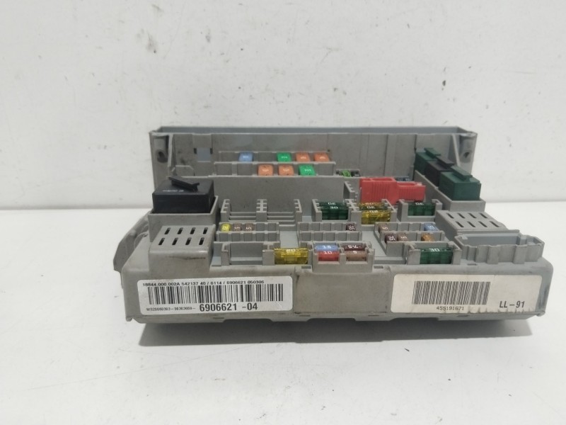 Recambio de caja reles / fusibles para bmw 3 touring (e91) 320 d referencia OEM IAM 690662104  