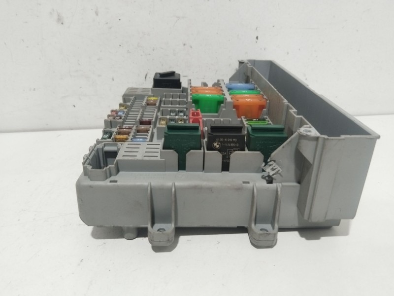 Recambio de caja reles / fusibles para bmw 3 touring (e91) 320 d referencia OEM IAM 690662104  