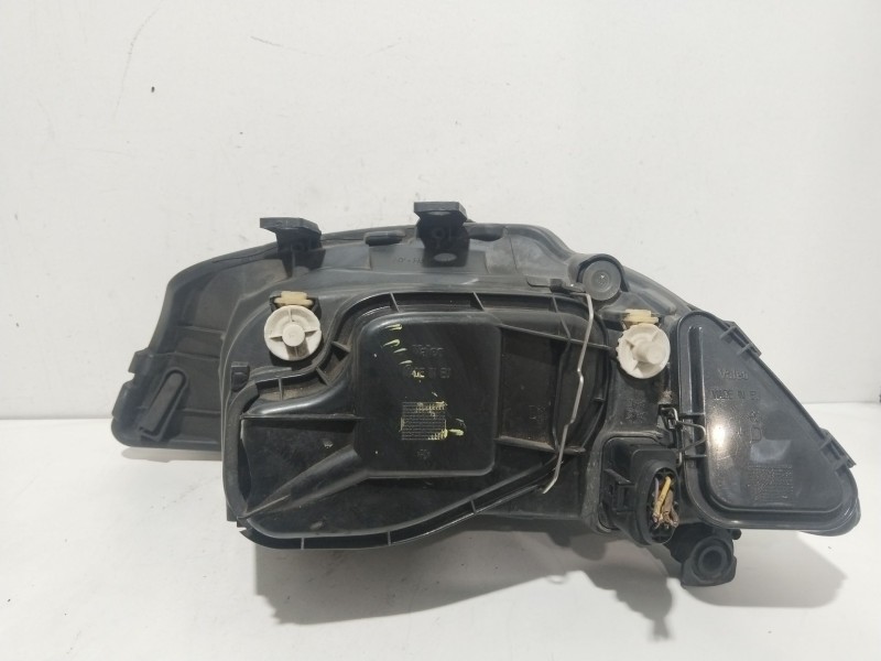 Recambio de faro derecho para seat ibiza iii (6l1) 2.0 referencia OEM IAM 6L1941752M  