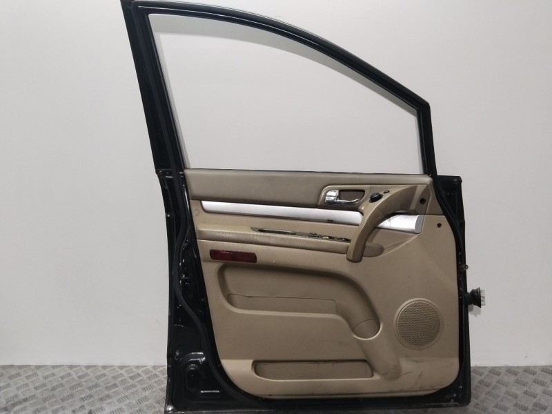 Recambio de puerta delantera izquierda para ssangyong rodius i 2.7 xdi referencia OEM IAM   