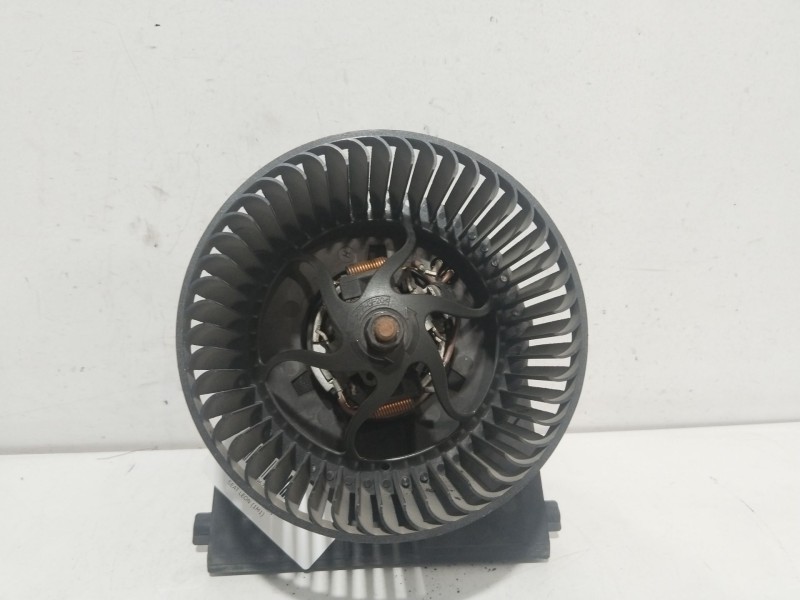 Recambio de motor calefaccion para seat leon (1m1) 1.6 16 v referencia OEM IAM 1J1819021C  