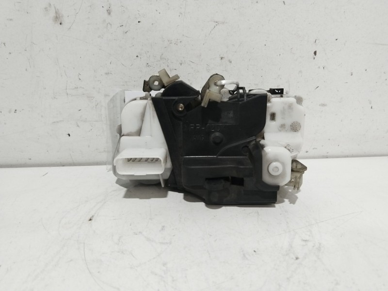 Recambio de cerradura puerta delantera izquierda para citroën c5 berlina exclusive referencia OEM IAM 9135J1  