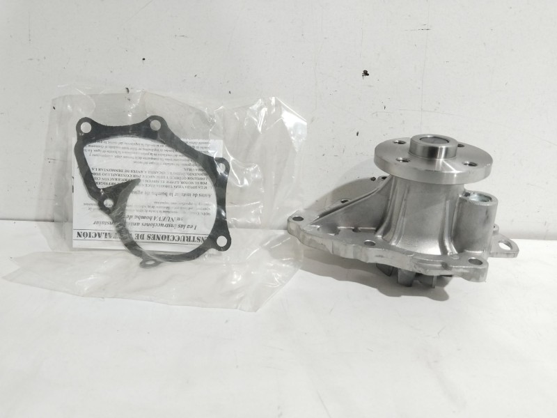 Recambio de bomba agua para toyota avensis (_t25_) 2.0 (azt250_) referencia OEM IAM 1623110380  