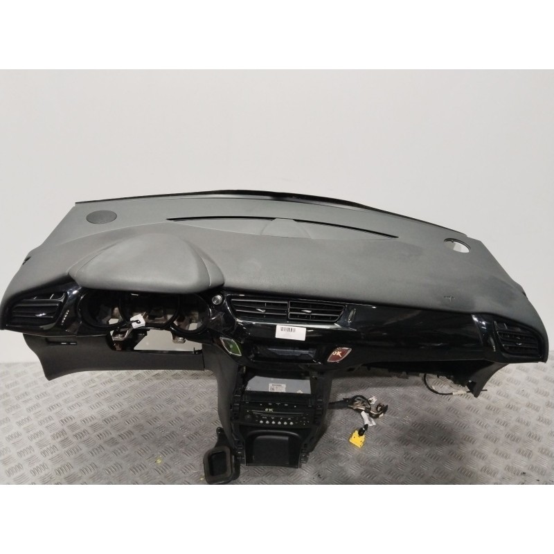Recambio de salpicadero para citroën c3 ii (sc_) 1.4 hdi 70 (sc8hzc, sc8hr0, sc8hp4) referencia OEM IAM 8247F6  